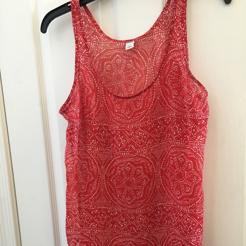 FINAL MARKDOWN Ladies old navy top medium